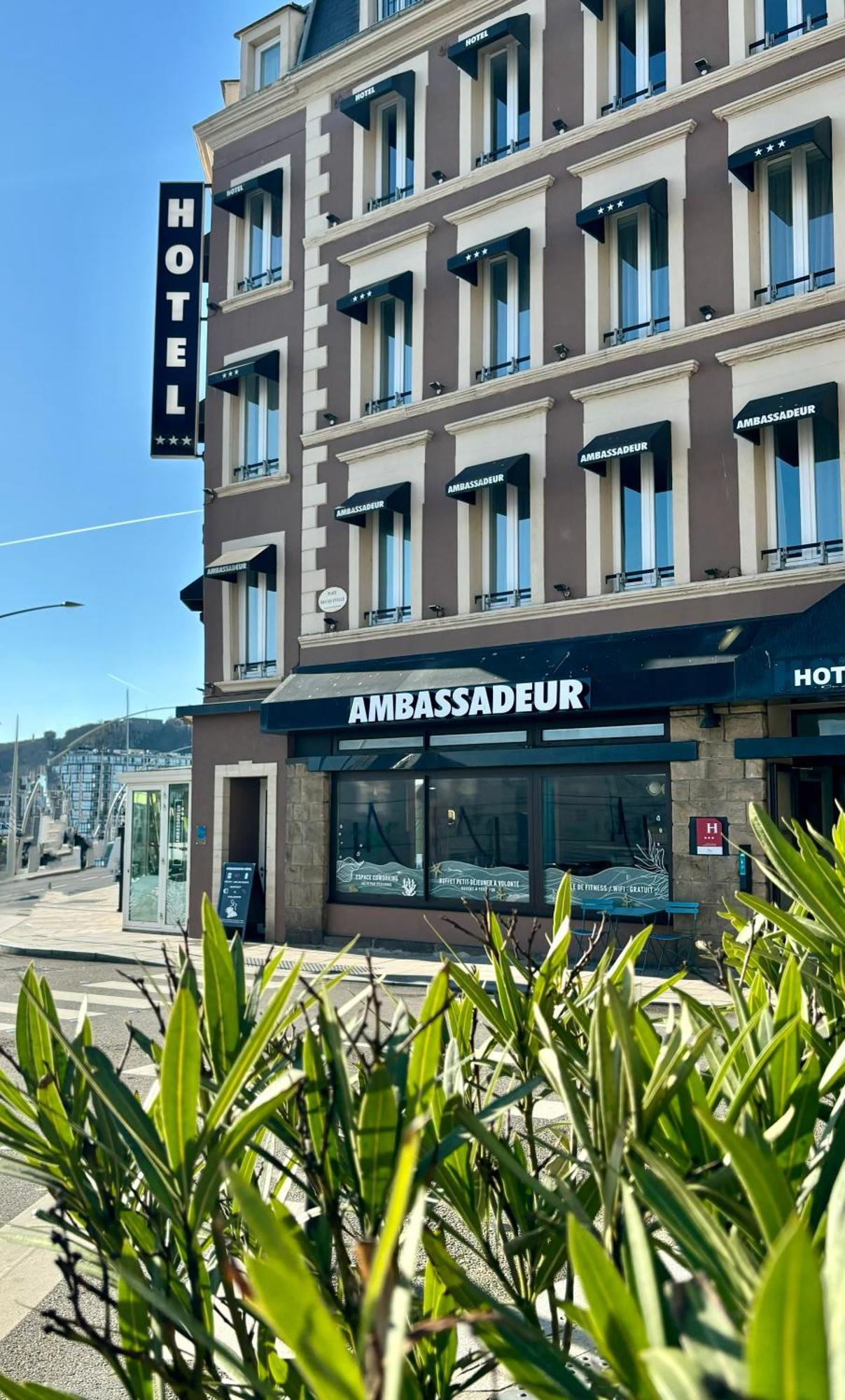 Ambassadeur Hotel - Cherbourg Port De Plaisance Exteriér fotografie